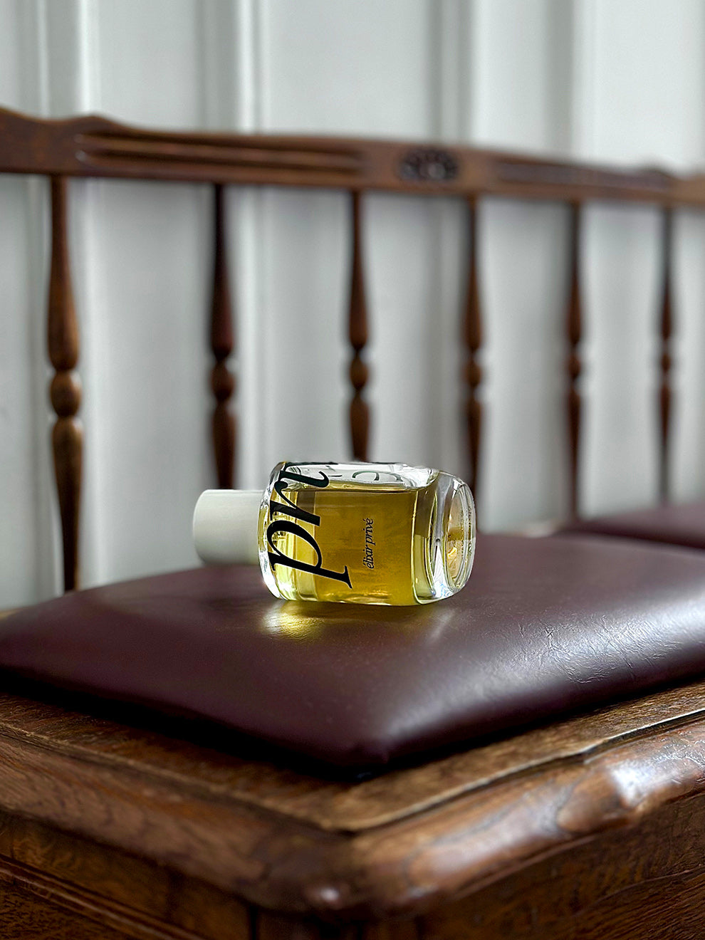 #CUIRTONKA, #ÉLIXIRPRIVÉ, #PARFUMPARIS, #ATELIERPARFUM, #AMBRE, #BOISÉ, #GINGEMBRE, #TABAC, #VANILLE, #CARDAMOME #CORIANDRE #MUSC #PERFUME, #PARFUM, #PARIS, #CUIR, #TONKA, #ÉLIXIR #EXTRAITDEPARFUM