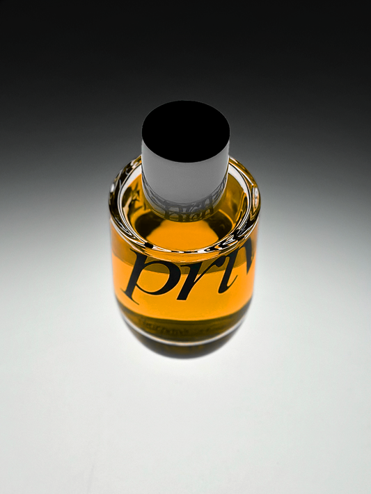 #BRUMEDIVOIRE, #ÉLIXIRPRIVÉ, #PARFUMPARIS, #ATELIERPARFUM, #AMBRE, #VANILLE, #ANANAS, #AMANDE, #MANDARINE, #LIMETTE, #JASMIN, #ROSE, #BAIEROSE, #MIEL, #REGLISSE, #BOISÉAMBRÉ, #SANTAL, #MUSCBLANC, #GIROFLES, #PATCHOULI, #FEVETONKA, #RESINEDEBENJOIN, #PERFUME #PARFUM, #PARIS, #BRUME #IVOIRE #ÉLIXIR