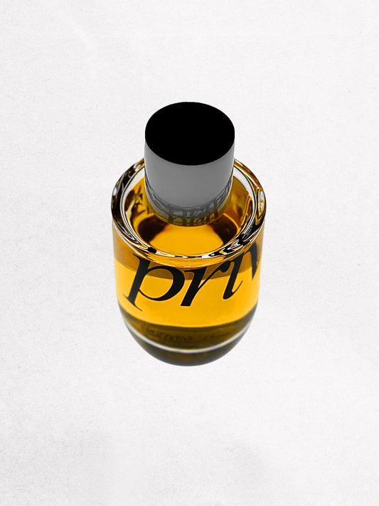 #CUIRTONKA, #ÉLIXIRPRIVÉ, #PARFUMPARIS, #ATELIERPARFUM, #AMBRE, #BOISÉ, #GINGEMBRE, #TABAC, #VANILLE, #CARDAMOME #CORIANDRE #MUSC #PERFUME, #PARFUM, #PARIS, #CUIR, #TONKA, #ÉLIXIR #EXTRAITDEPARFUM