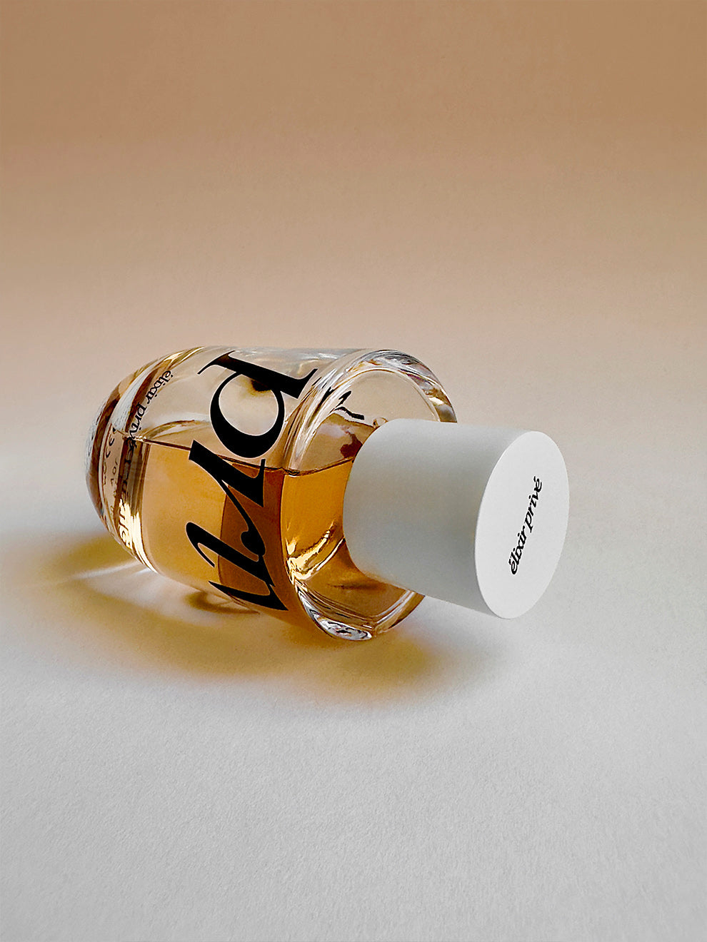 #BRUMEDIVOIRE, #ÉLIXIRPRIVÉ, #PARFUMPARIS, #ATELIERPARFUM, #AMBRE, #VANILLE, #ANANAS, #AMANDE, #MANDARINE, #LIMETTE, #JASMIN, #ROSE, #BAIEROSE, #MIEL, #REGLISSE, #BOISÉAMBRÉ, #SANTAL, #MUSCBLANC, #GIROFLES, #PATCHOULI, #FEVETONKA, #RESINEDEBENJOIN, #PERFUME #PARFUM, #PARIS, #BRUME #IVOIRE #ÉLIXIR