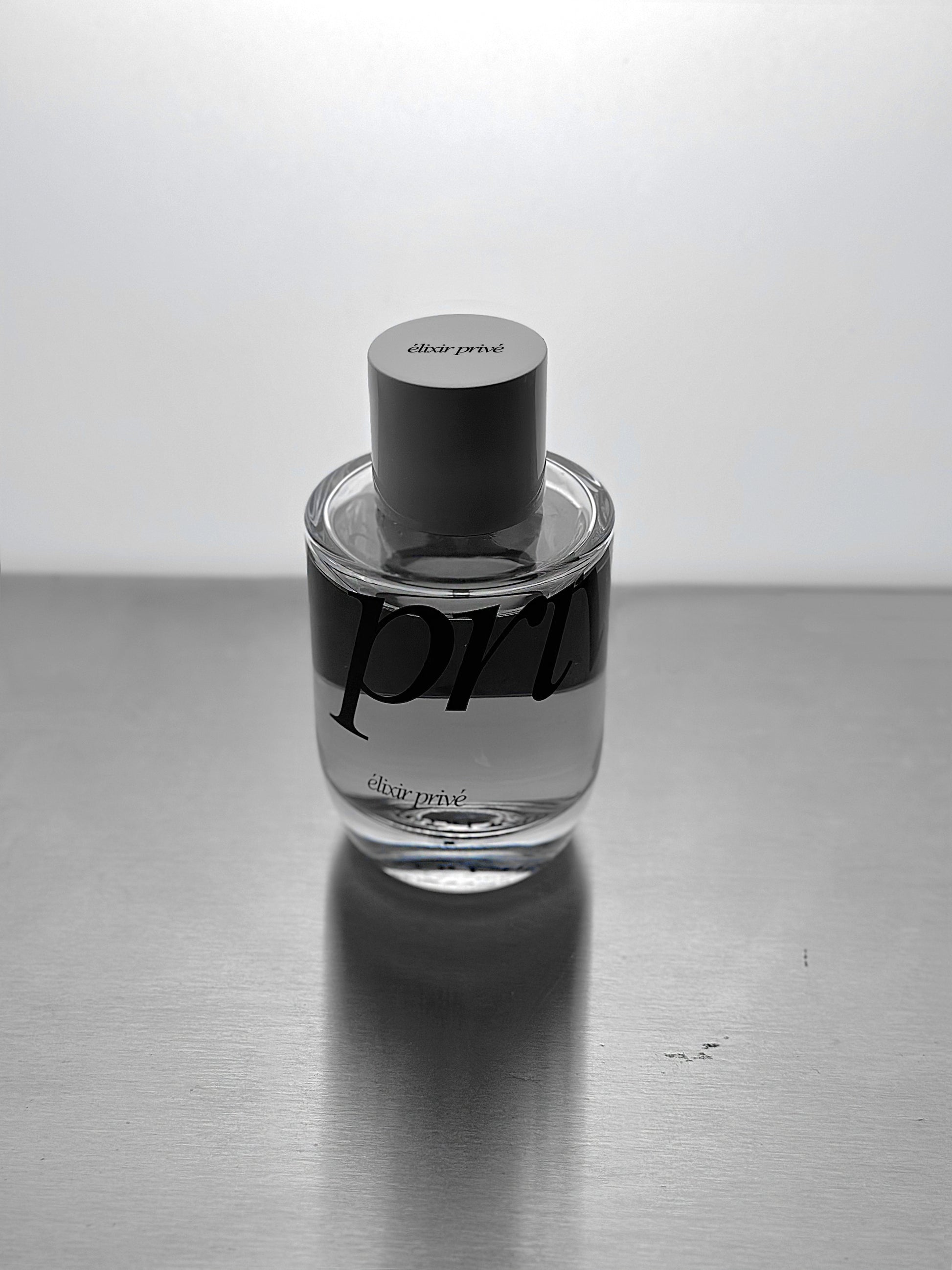 #LAITDARGILE #EXTRAITDEPARFUM #BERGAMOTE #MANDARINE #ORANGE #LAVANDE #EAUDEROSE #JASMINDEAU #COCO #FÊVE TONKA #CRÉMEDEVANILLE #CARAMEL #FRANCE #ÉLIXIRPRIVÉ