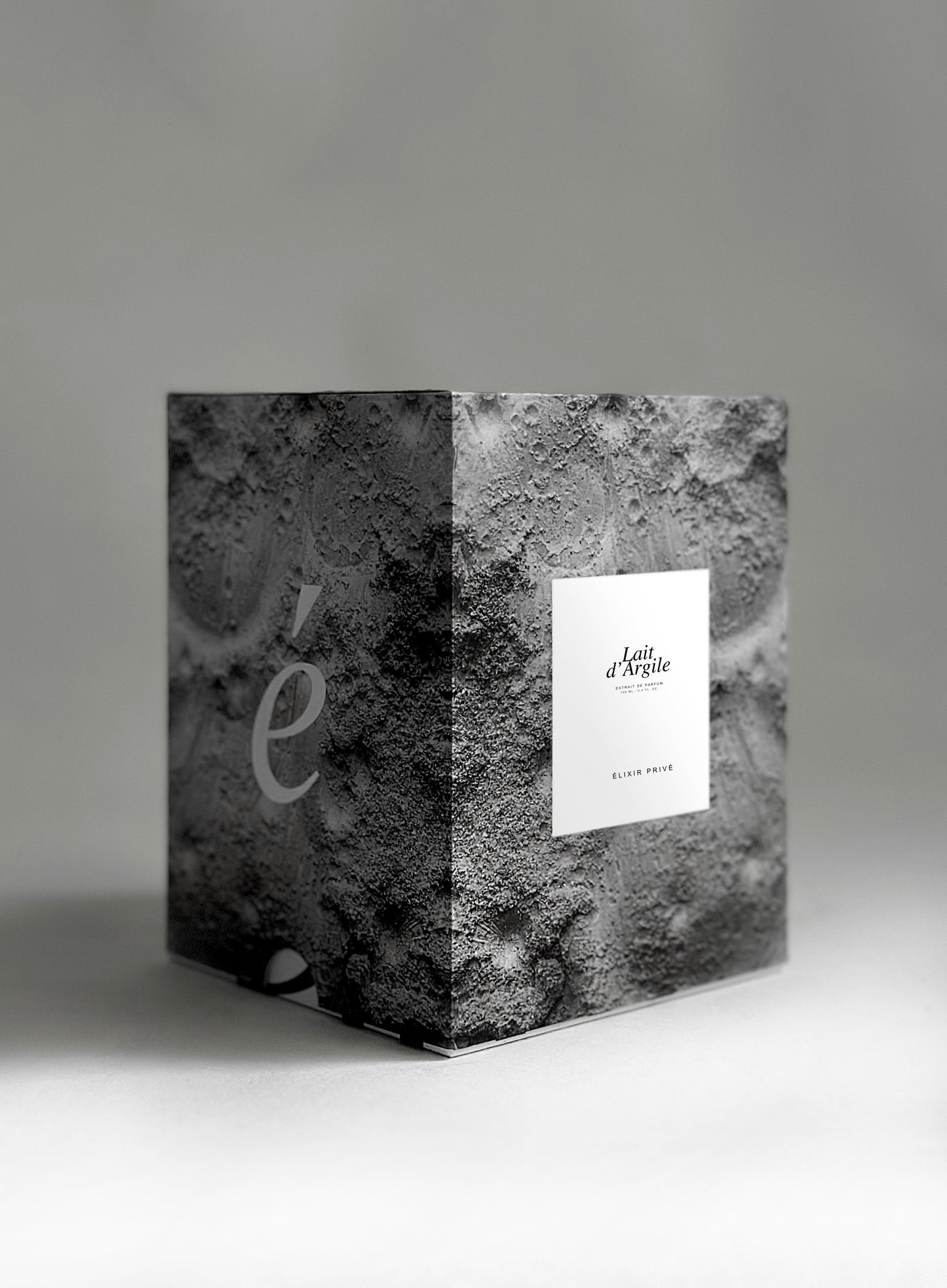 #LAITDARGILE #EXTRAITDEPARFUM #BERGAMOTE #MANDARINE #ORANGE #LAVANDE #EAUDEROSE #JASMINDEAU #COCO #FÊVE TONKA #CRÉMEDEVANILLE #CARAMEL #FRANCE #ÉLIXIRPRIVÉ